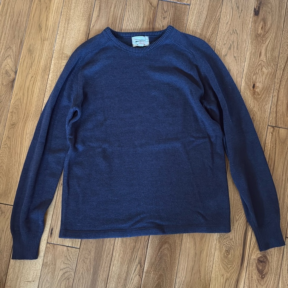 Field & Stream Navy Blue Sweater